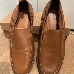 Women’s Tan Slip-On Loafers NWB